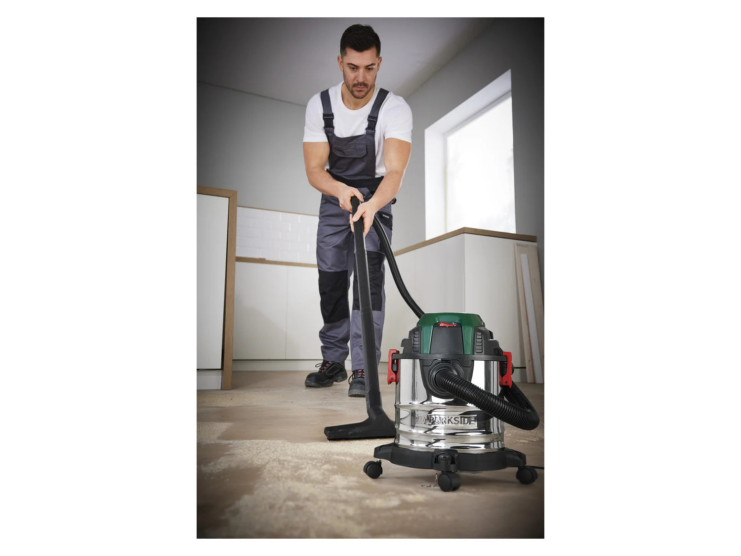 PARKSIDE wet/dry vacuum cleaner PWD 12 B1, 180 air watts
